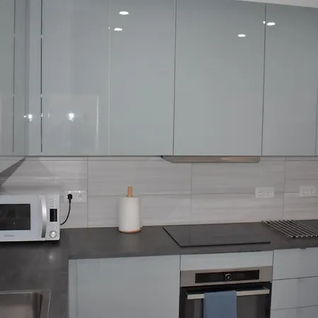 Apartment Torri - 3 Mins Walk To